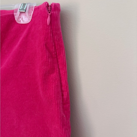 Crown & Ivy Vibrant Pink Women’s Corduroy Pants 8P High rise - Picture 2 of 4